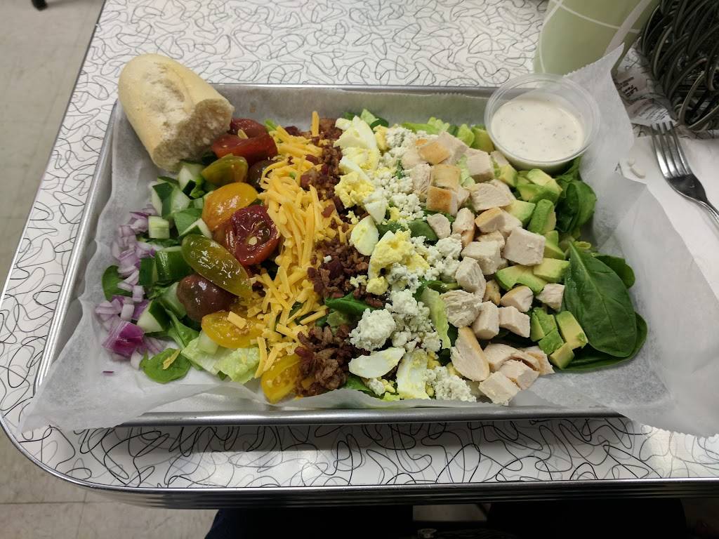 Fitzgeralds Lunch House | restaurant | 9130 Otis Ave, Indianapolis, IN 46216, USA | 3177620500 OR +1 317-762-0500