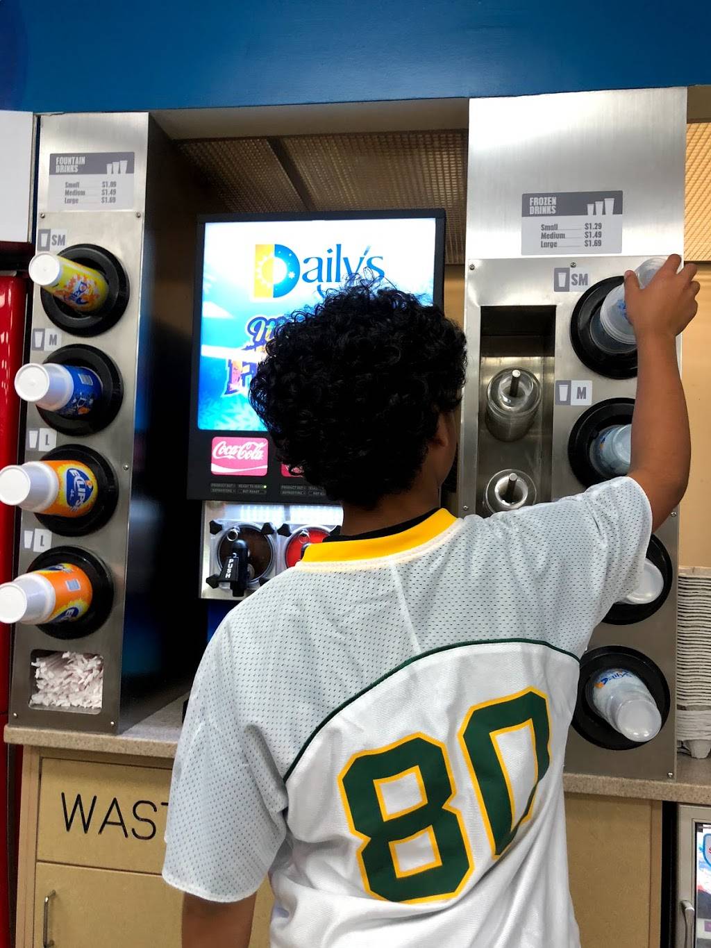 Dailys and Dailys Dash | restaurant | 4755 Hodges Blvd, Jacksonville, FL 32224, USA | 9048210876 OR +1 904-821-0876