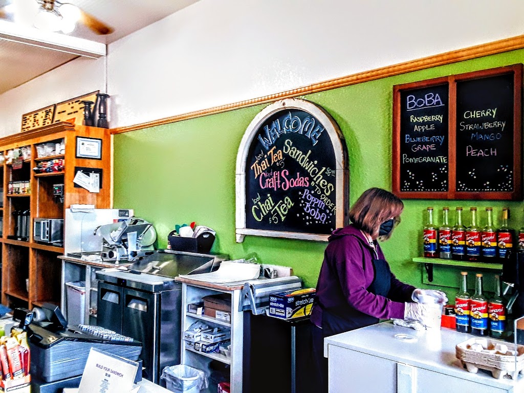 Center Street Market | restaurant | 235 Main St, Point Arena, CA 95468, USA | 7079726929 OR +1 707-972-6929