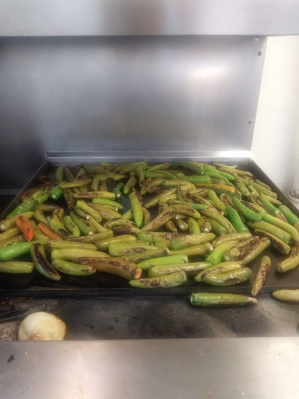 Malena Tacos | restaurant | 3260 Irving Blvd, Dallas, TX 75247, USA | 2147912846 OR +1 214-791-2846