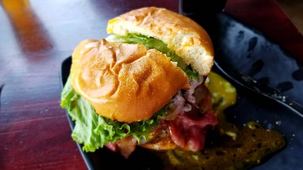 Crazee Burger | restaurant | 3993 30th St, San Diego, CA 92104, USA | 6192826044 OR +1 619-282-6044