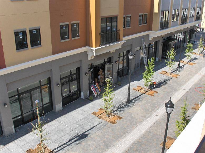 La Dolce Vita Wine Lounge | restaurant | 151 Petaluma Blvd S, Petaluma, CA 94952, USA | 7077636363 OR +1 707-763-6363