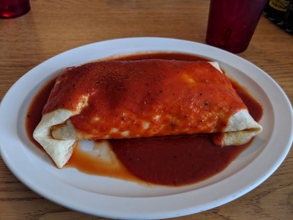 Amigos | restaurant | 306 N Galena Ave, Freeport, IL 61032, USA | 8152330503 OR +1 815-233-0503