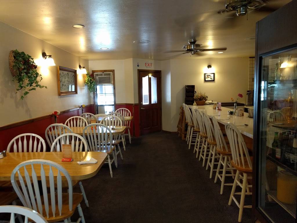 Big Johns Mountain Grill | restaurant | 3121 Mt Pinos Way, Frazier Park, CA 93225, USA | 6612452292 OR +1 661-245-2292