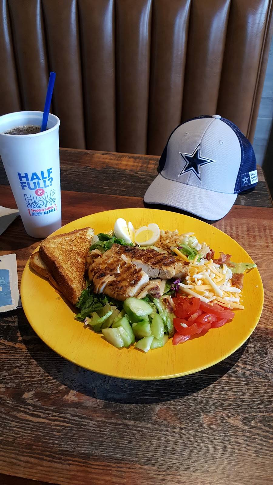 Zaxby’s | restaurant | 2002 S 31st St, Temple, TX 76504, USA | 2542070788 OR +1 254-207-0788