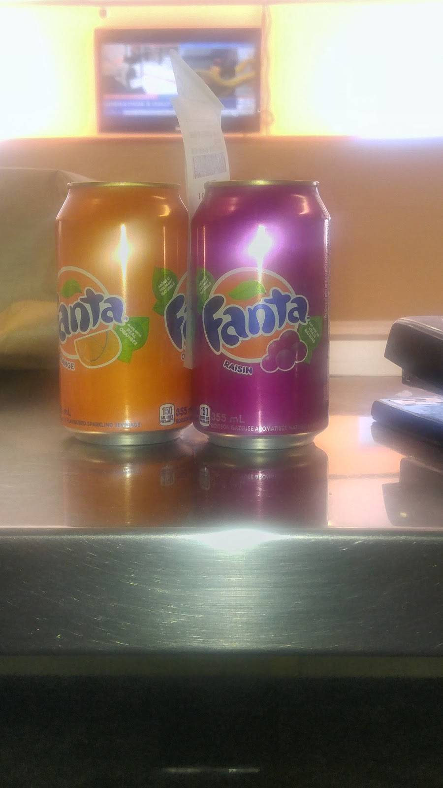 TaoukResto | restaurant | 1300 Boulevard des Récollets, Trois-Rivières, QC G8Z 3X2, Canada | 8193741555 OR +1 819-374-1555