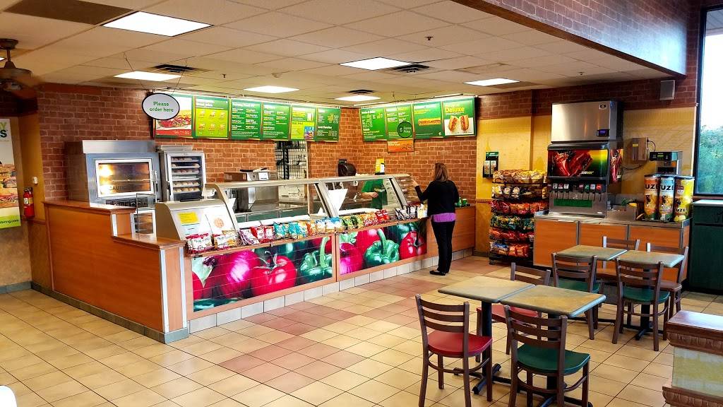 Subway | meal takeaway | 1732A W Uintah St, Colorado Springs, CO 80904, USA | 7194347580 OR +1 719-434-7580