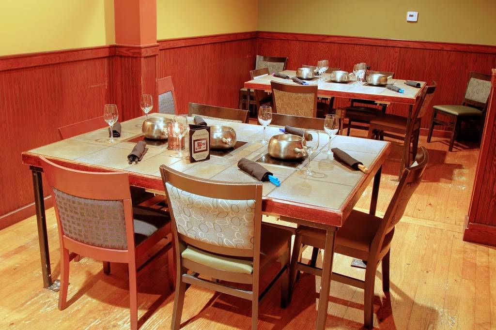 The Melting Pot | restaurant | 13164 N Dale Mabry Hwy, Tampa, FL 33618, USA | 8139626936 OR +1 813-962-6936