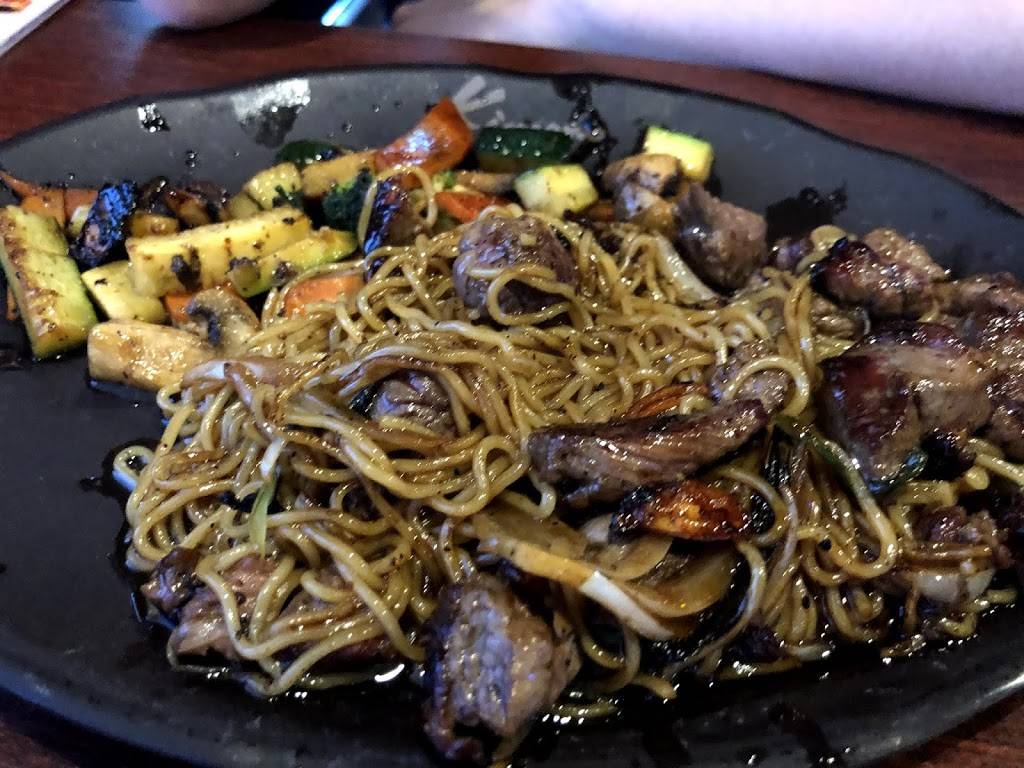 Kimono Steak & Sushi Bar | restaurant | 1754 NW 82nd St, Lawton, OK 73505, USA | 5806992444 OR +1 580-699-2444