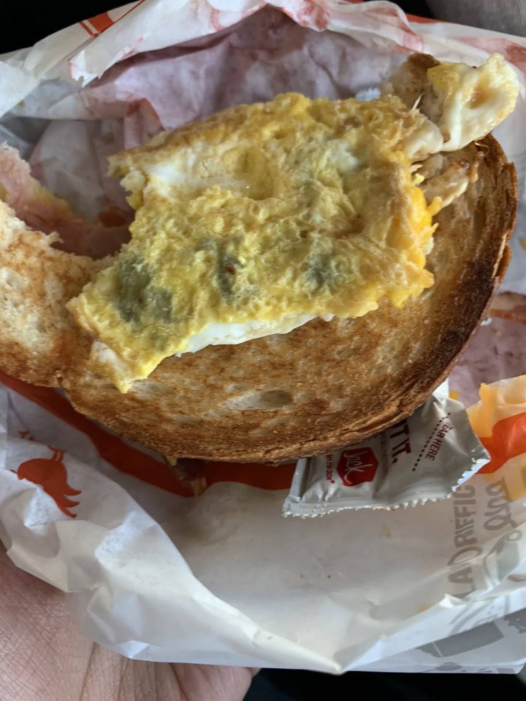 Jack in the Box | restaurant | 706 W Beverly Blvd, Montebello, CA 90640, USA | 3237220211 OR +1 323-722-0211