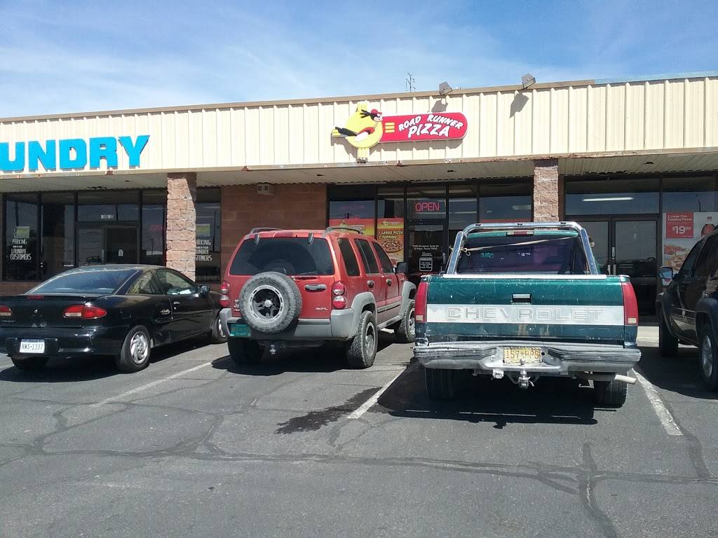 Road Runner Pizza | restaurant | 5300 Doniphan Dr #24, El Paso, TX 79932, USA | 9155813090 OR +1 915-581-3090