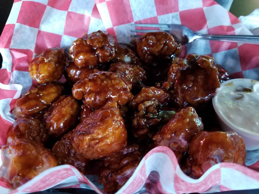 Sportz Pub and Grill | restaurant | N80W13003 W Fond Du Lac Ave, Menomonee Falls, WI 53051, USA | 2622534002 OR +1 262-253-4002