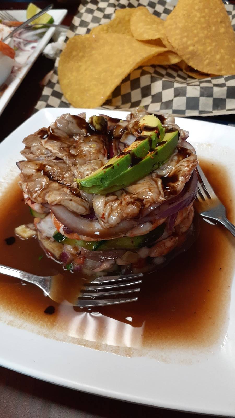 SUSHINOLA Sushi y Marisco estilo Sinaloa. | restaurant | 24817 Pacific Hwy S #206, Kent, WA 98032, USA | 2064292938 OR +1 206-429-2938