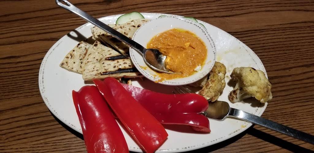 Red Heat Tavern | restaurant | 227 Turnpike Rd, Westborough, MA 01581, USA | 5083291795 OR +1 508-329-1795