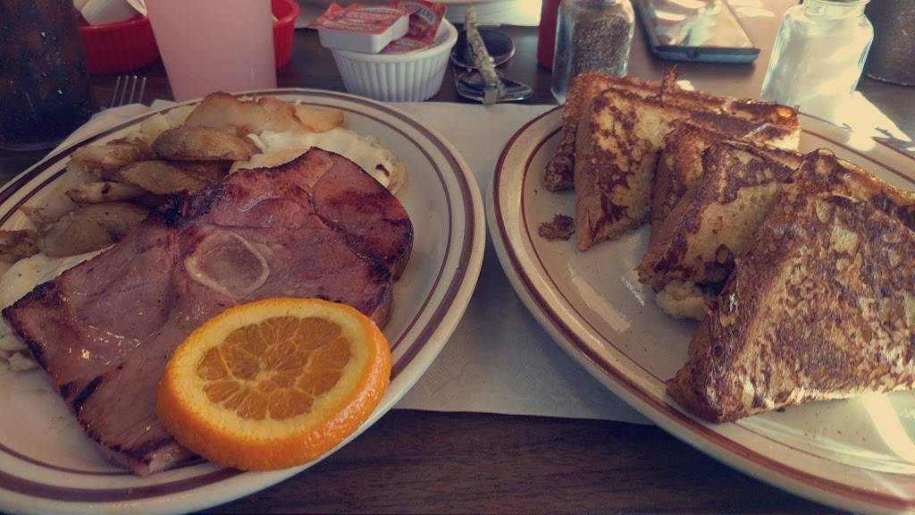 Main Street Cafe | restaurant | 29 Commerce St, Harrington, DE 19952, USA | 3023987800 OR +1 302-398-7800