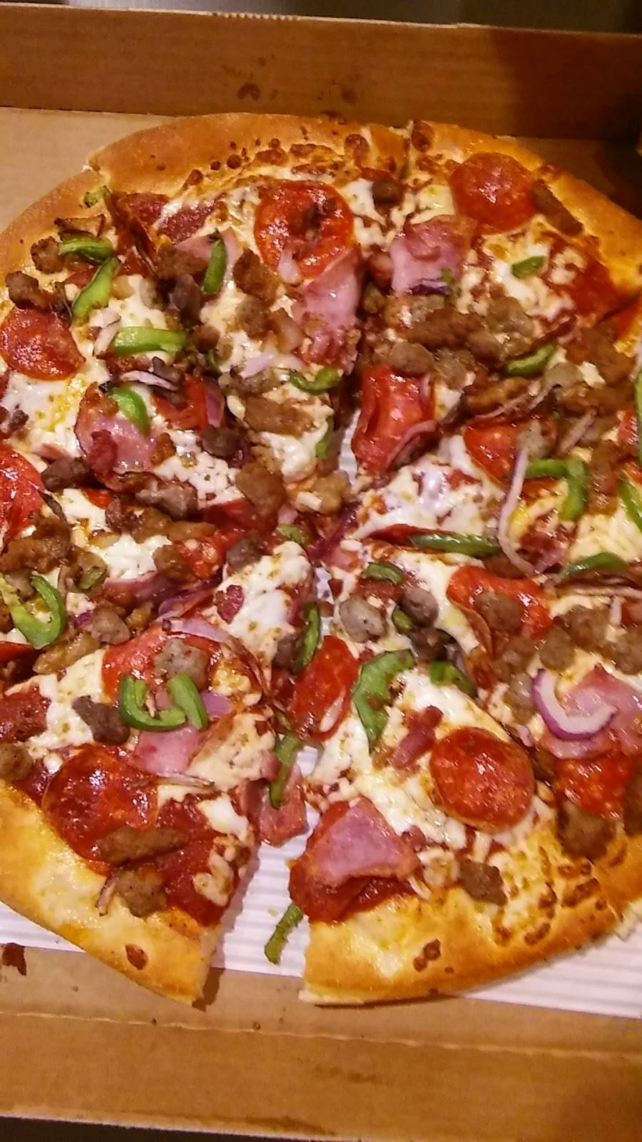 Pizza Hut | restaurant | 1930 W Main St, Kalamazoo, MI 49006, USA | 2693850101 OR +1 269-385-0101