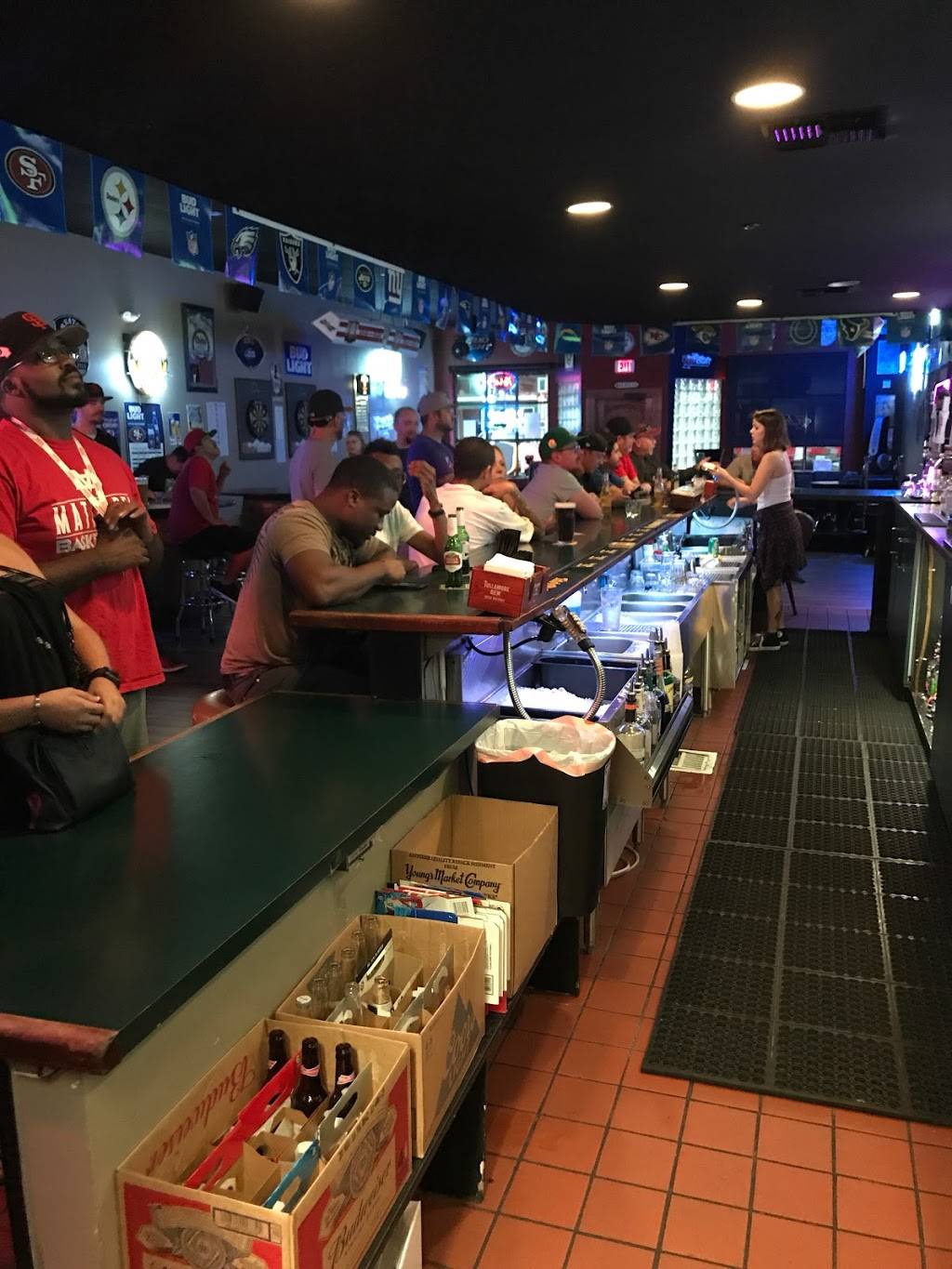 KB Sports Pub | restaurant | 519 Main St, Vacaville, CA 95688, USA | 7074519015 OR +1 707-451-9015