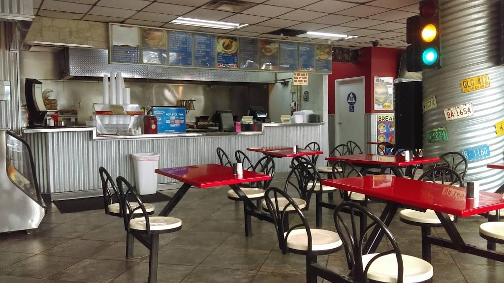 Michaels Burgers | restaurant | 940 W Highland Ave, San Bernardino, CA 92405, USA | 9098811992 OR +1 909-881-1992