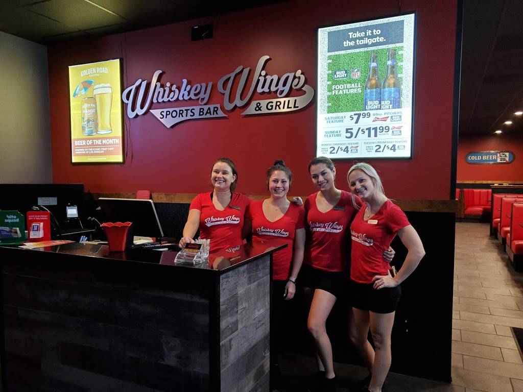 Whiskey Wings St.Pete | restaurant | 10400 Roosevelt Blvd N, St. Petersburg, FL 33716, USA | 7279143863 OR +1 727-914-3863