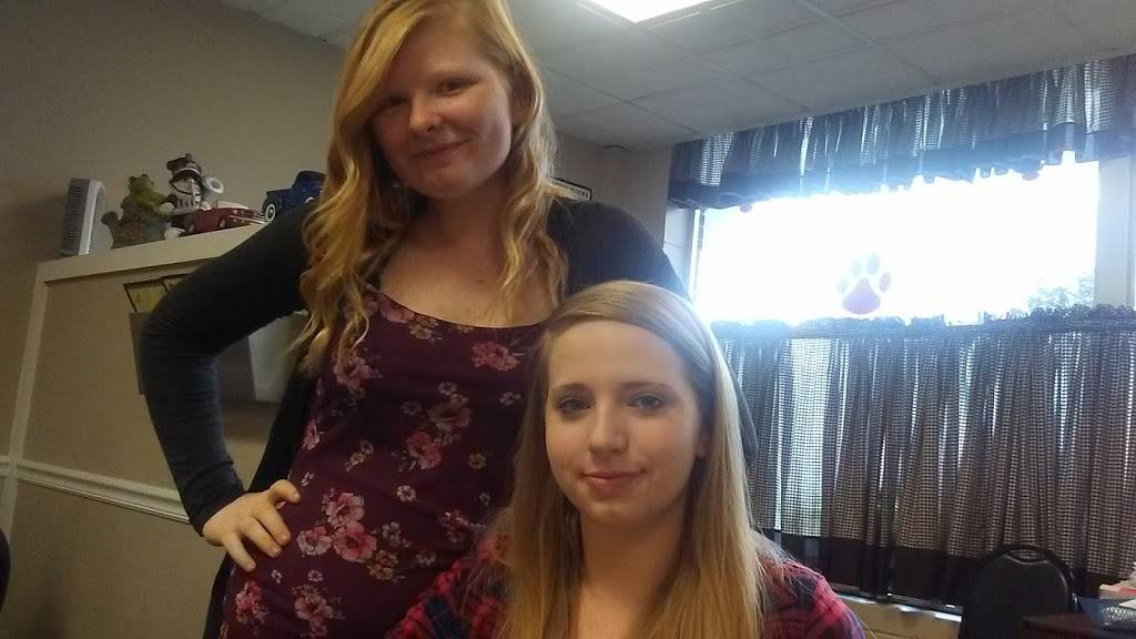 Decatur Family Diner | restaurant | 17315 TN-58, Decatur, TN 37322, USA | 4233343354 OR +1 423-334-3354