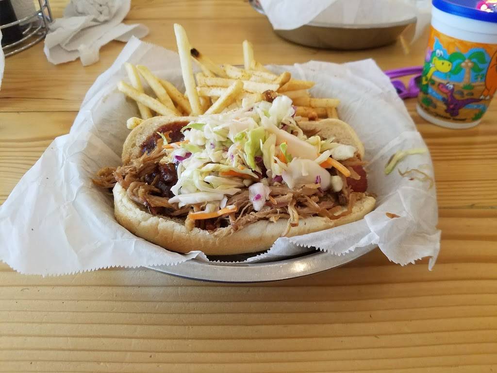 The Humble Hog | restaurant | 125 S Market St, Paxton, IL 60957, USA | 2175791082 OR +1 217-579-1082