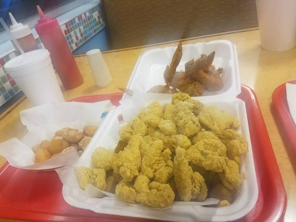 Hook Fish and Chicken | restaurant | 4322, 319 Blanding Blvd, Orange Park, FL 32073, USA | 9045793091 OR +1 904-579-3091