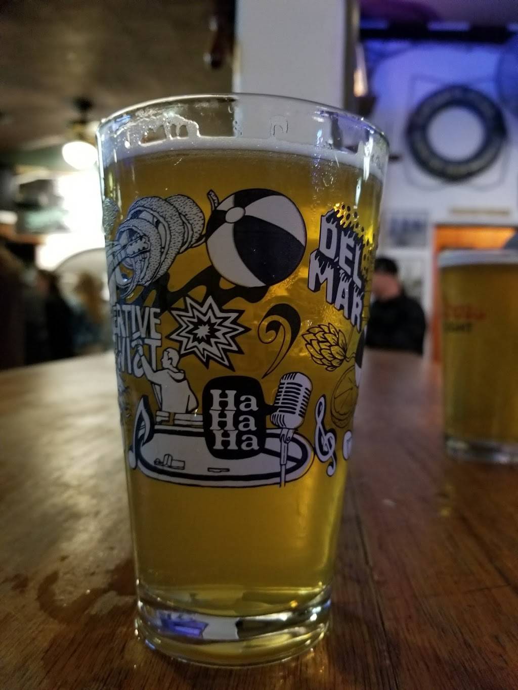 Cass Street Bar & Grill | restaurant | 4612 Cass St, San Diego, CA 92109, USA | 8582701320 OR +1 858-270-1320