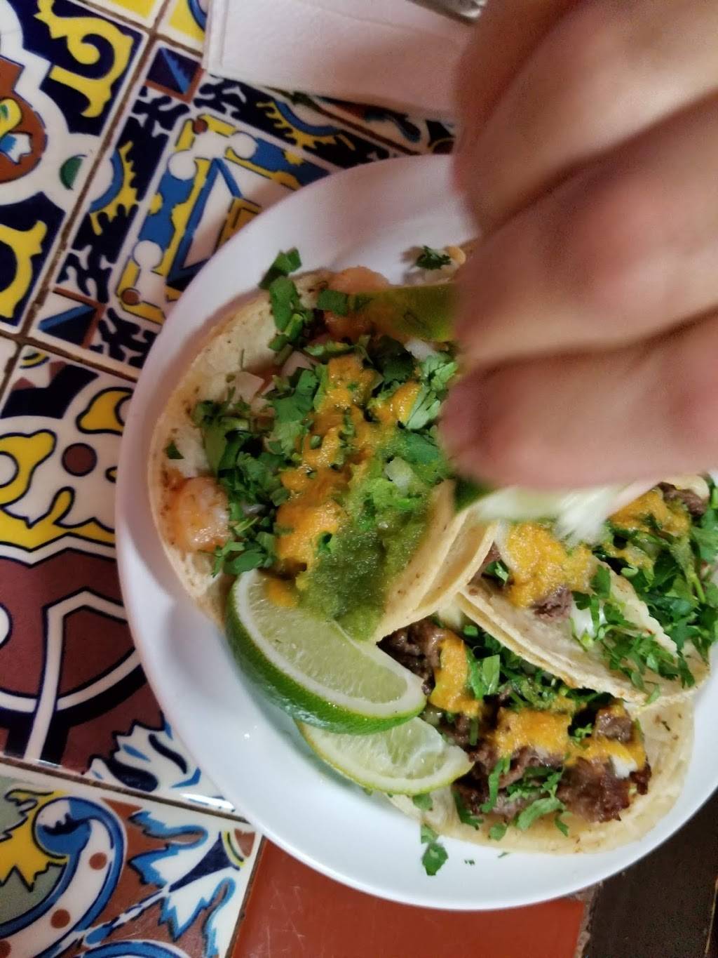 Sazón Latino Mexican Restaurant | restaurant | 610 E Vine St, Kissimmee, FL 34744, USA | 4074835988 OR +1 407-483-5988