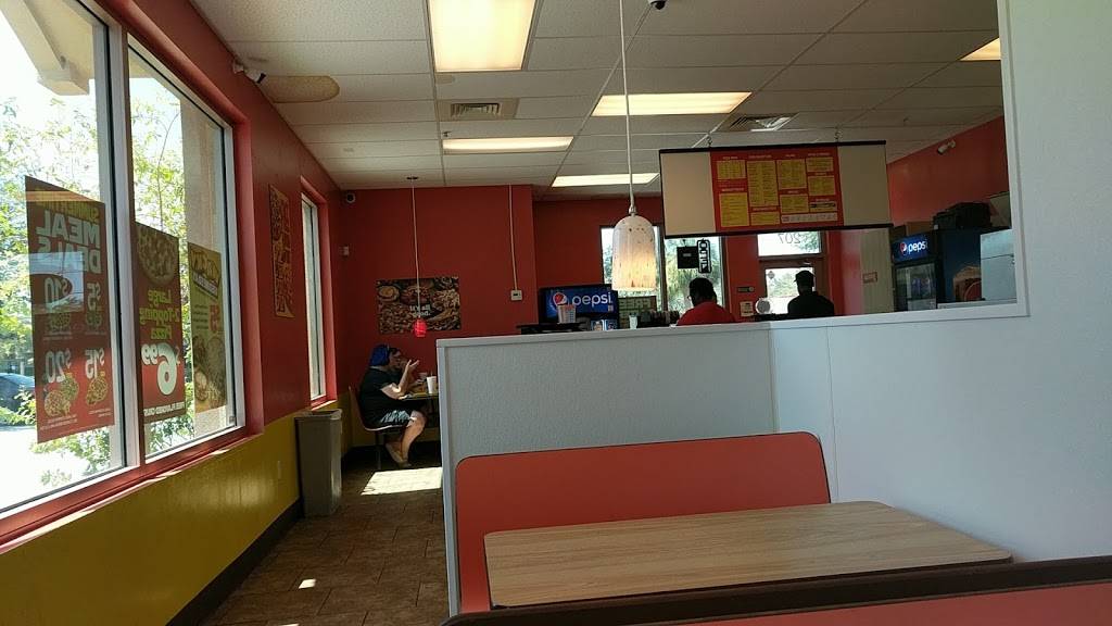 Hungry Howies | restaurant | 207 N Clarke Rd, Ocoee, FL 34761, USA | 4079300789 OR +1 407-930-0789