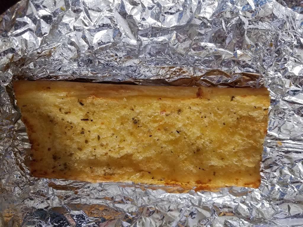 Nancys Pizza | restaurant | 1566, 210 N Weber Rd, Bolingbrook, IL 60440, USA | 6306790700 OR +1 630-679-0700