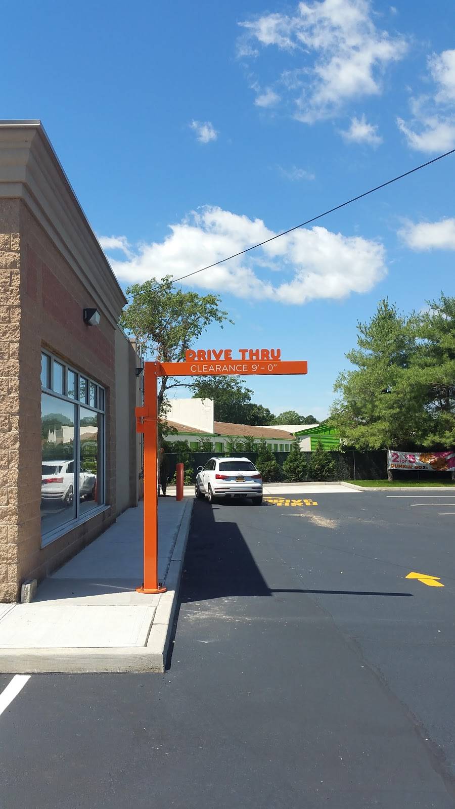 Dunkin Donuts | restaurant | 1966 Veterans Memorial Hwy, Islandia, NY 11749, USA | 6312034333 OR +1 631-203-4333