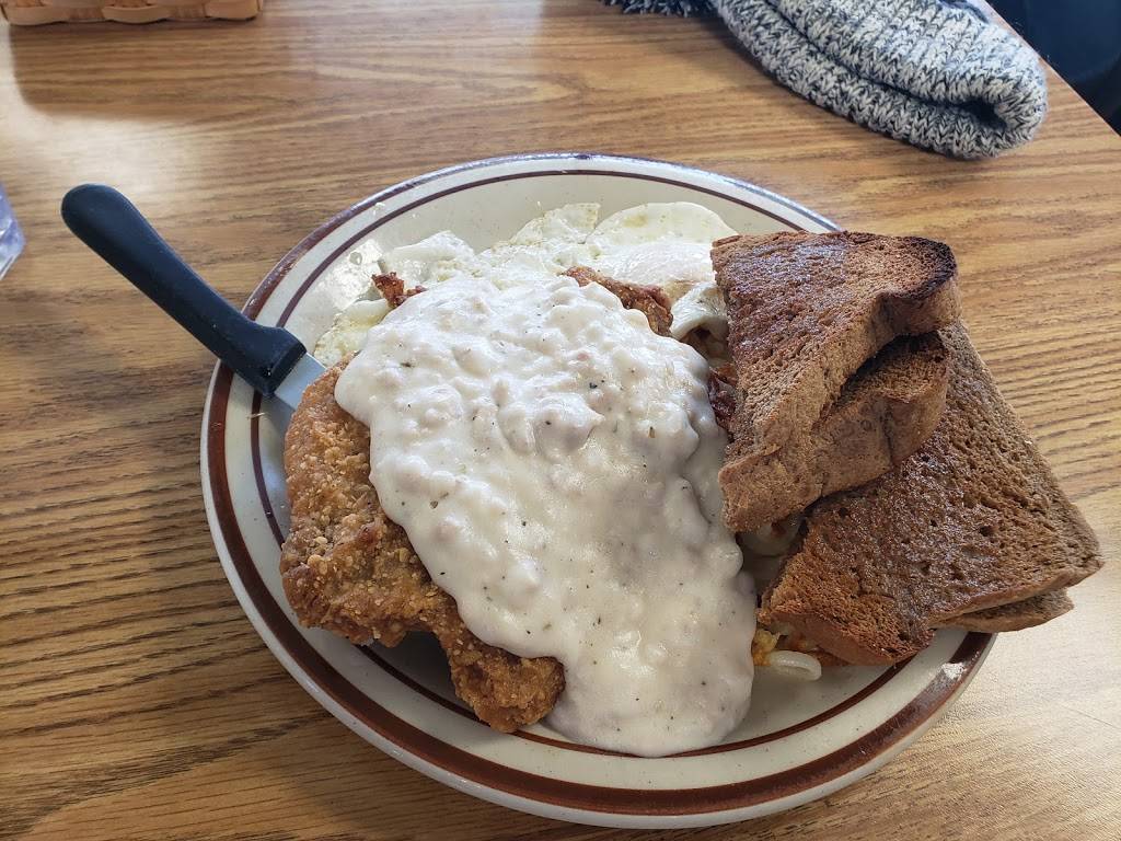 Wings Airport Cafe | meal takeaway | 16384 Airport Rd #7, Brainerd, MN 56401, USA | 2188280206 OR +1 218-828-0206