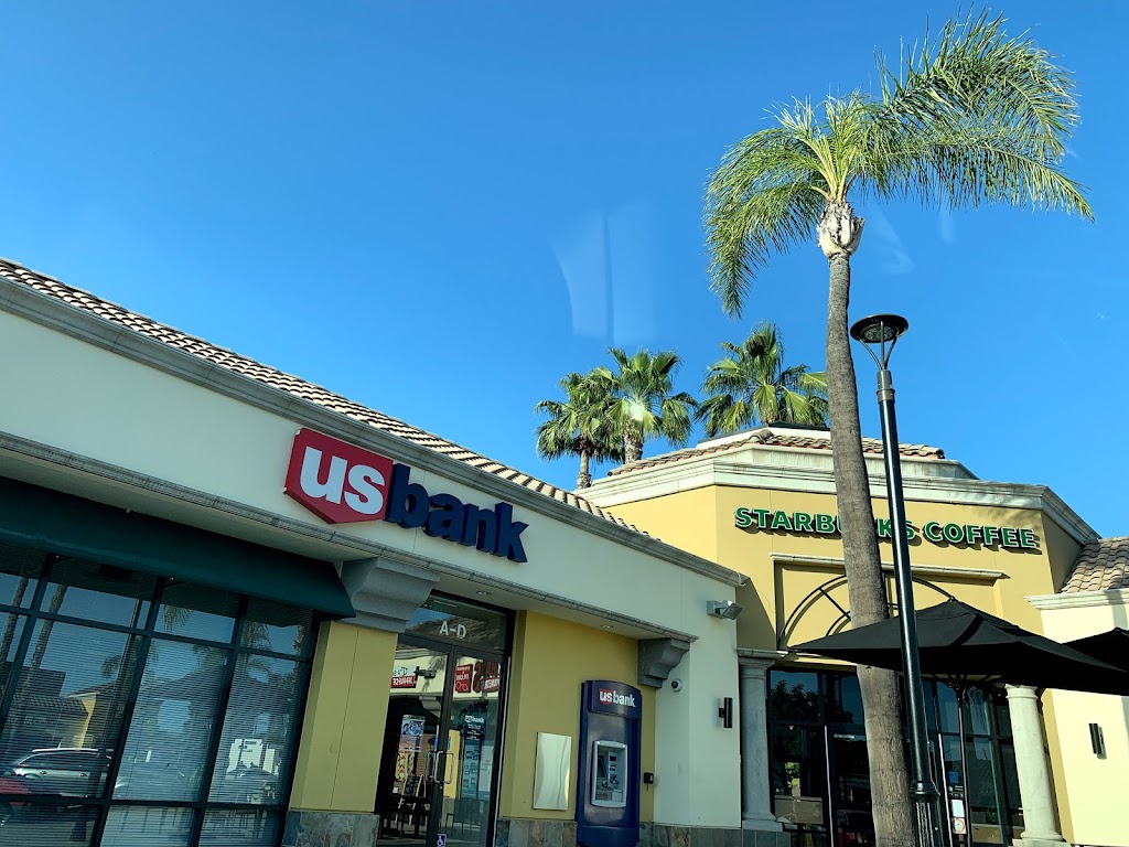 Starbucks | cafe | 130 S Main St, Orange, CA 92868, USA | 7144775868 OR +1 714-477-5868