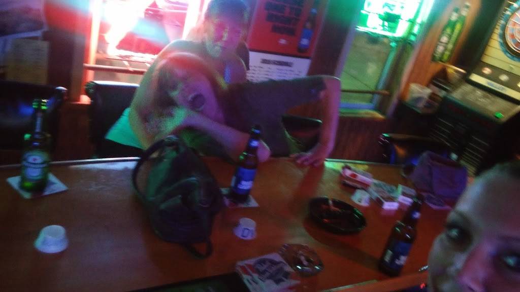 Dons Irish Pub | restaurant | 3719, 3007 6th St S, St. Petersburg, FL 33705, USA | 7272019747 OR +1 727-201-9747