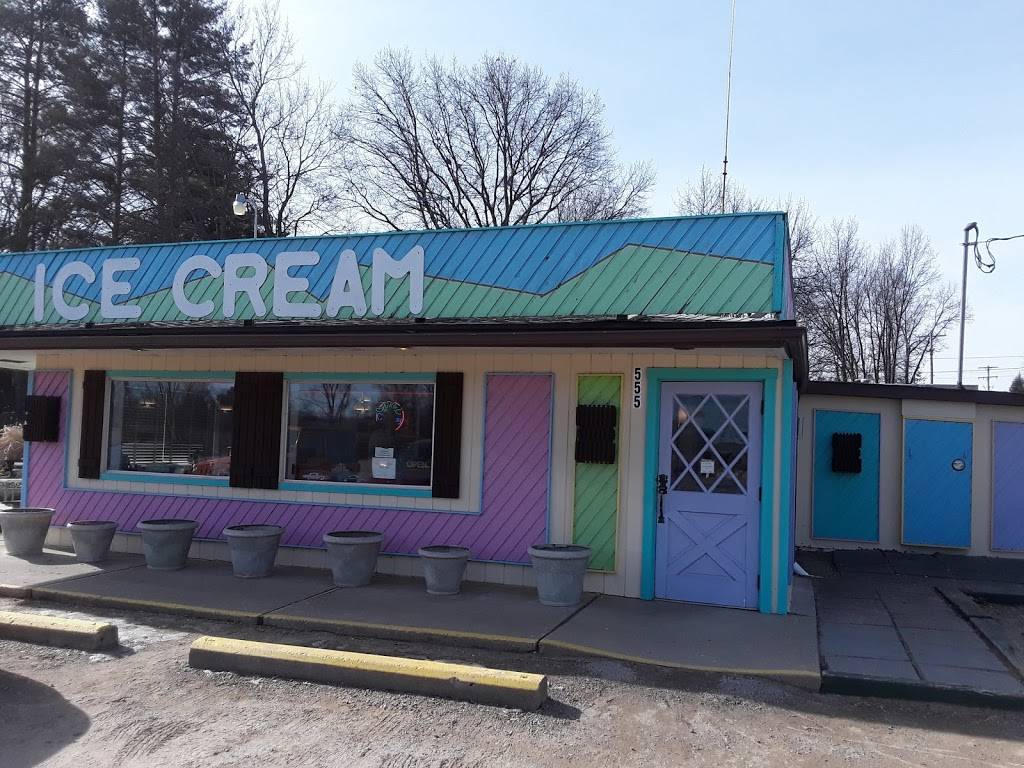 Double Deuce Diner | restaurant | 555 W Main St, Stockbridge, MI 49285, USA | 5178517666 OR +1 517-851-7666