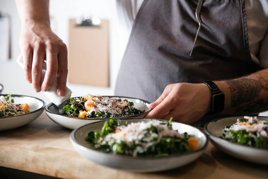 The Wolf | restaurant | 3853 Piedmont Ave, Oakland, CA 94611, USA | 5108797953 OR +1 510-879-7953