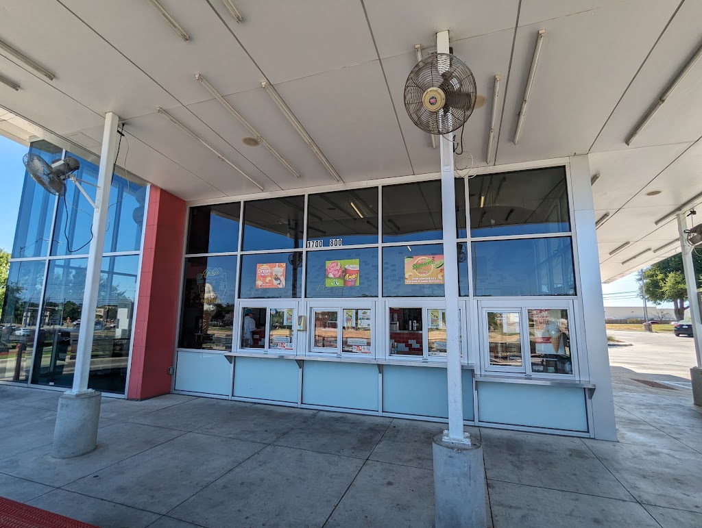 Andys Frozen Custard | restaurant | 1710 W Parmer Ln, Austin, TX 78727, USA | 5122435181 OR +1 512-243-5181