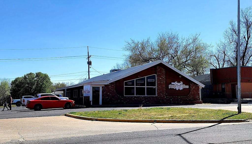 Phillyhoma Lawton | restaurant | 1508 W Gore Blvd #1106, Lawton, OK 73501, USA | 5807135070 OR +1 580-713-5070