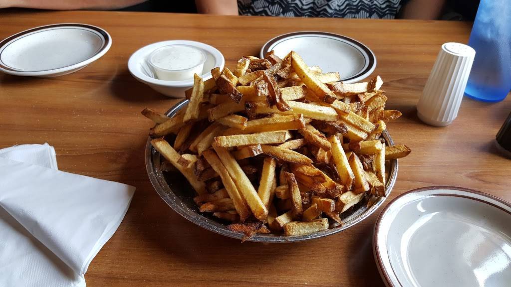 Jacks Family Tavern & Restaurant | restaurant | 15 S Prince St, Millersville, PA 17551, USA | 7178728300 OR +1 717-872-8300