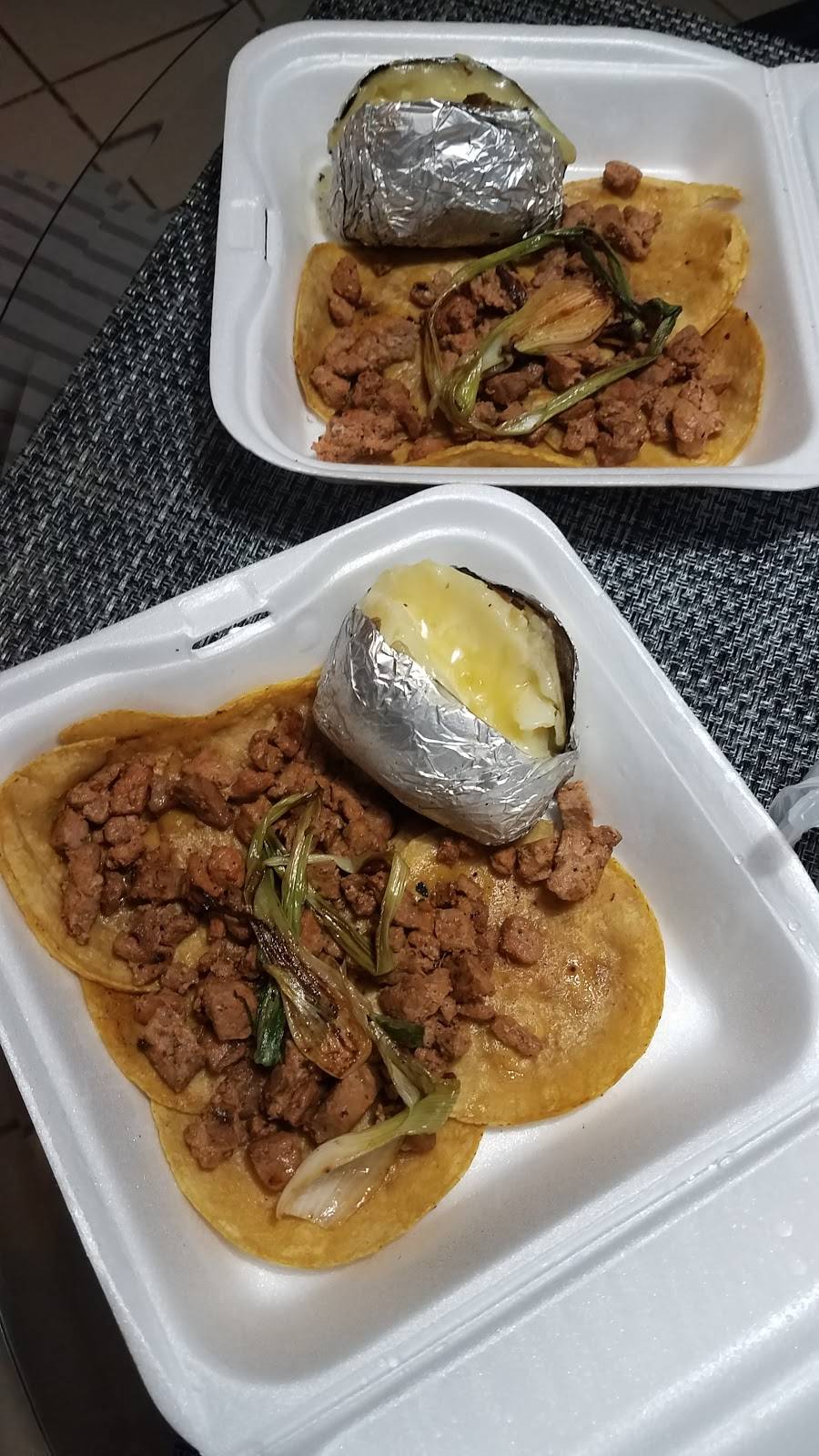 La Tutis Snacks | restaurant | 3027Alameda Avenue, El Paso, TX 79905, USA | 9152744245 OR +1 915-274-4245