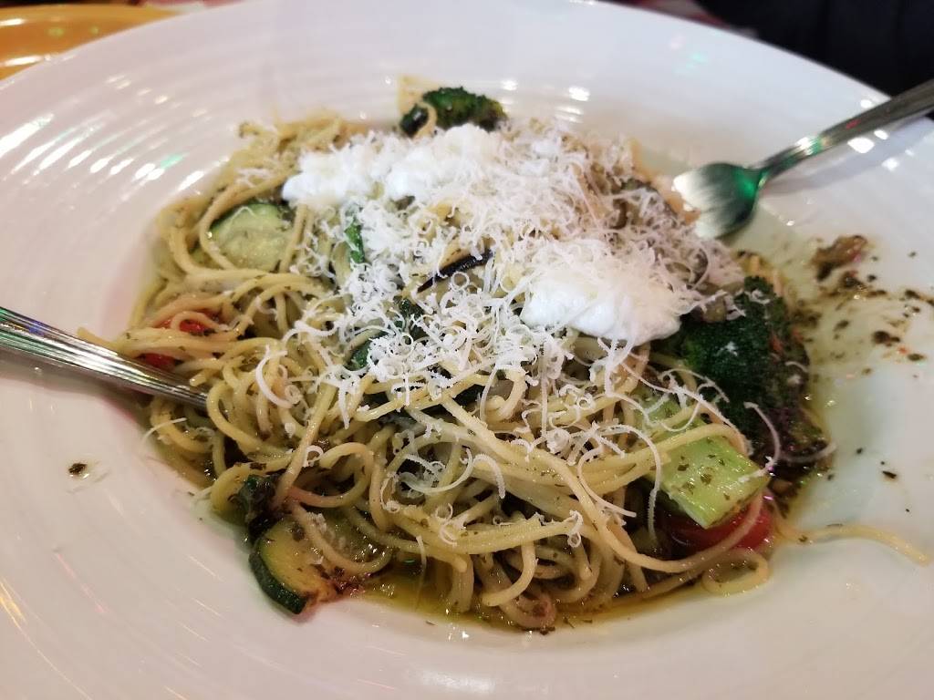 East Side Marios | restaurant | Tecumseh Mall, 7780 Tecumseh Rd E, Windsor, ON N8T 1G3, Canada | 5199451800 OR +1 519-945-1800