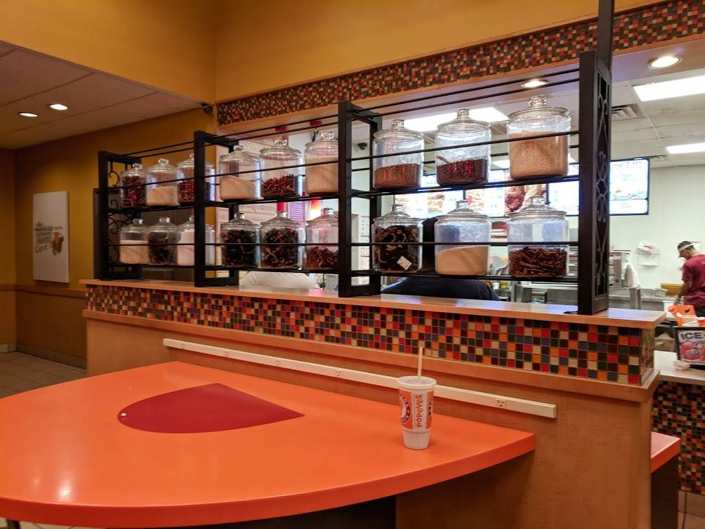Popeyes Louisiana Kitchen | restaurant | 300 St Pauls Blvd, Norfolk, VA 23510, USA | 7576260700 OR +1 757-626-0700