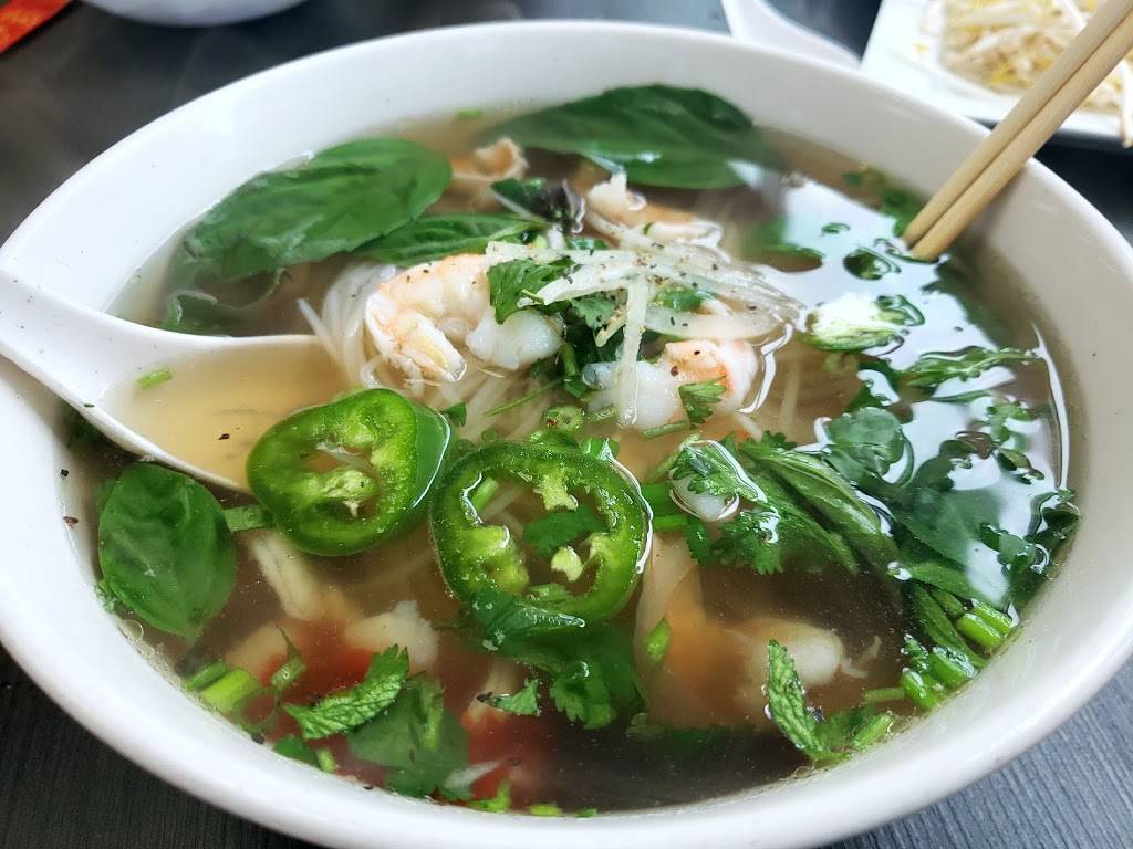 Me Vietnamese Kitchen | restaurant | 2524 E Franklin Blvd A, Gastonia, NC 28056, USA | 7048648804 OR +1 704-864-8804