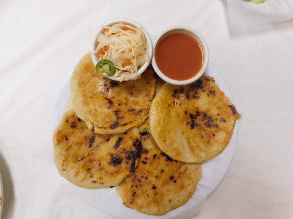 Tako Tako | restaurant | 6832 A Midlothian Turnpike, Richmond, VA 23225, USA | 8042763200 OR +1 804-276-3200