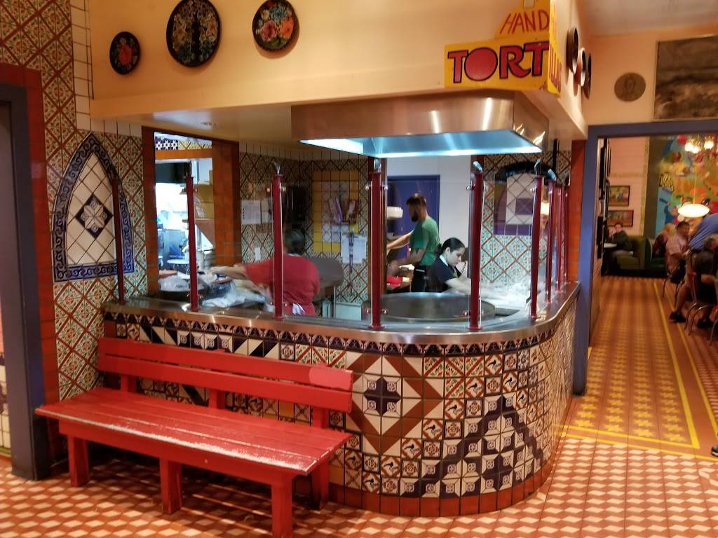 Chuys | restaurant | 163B Opry Mills Dr, Nashville, TN 37214, USA | 6156862035 OR +1 615-686-2035