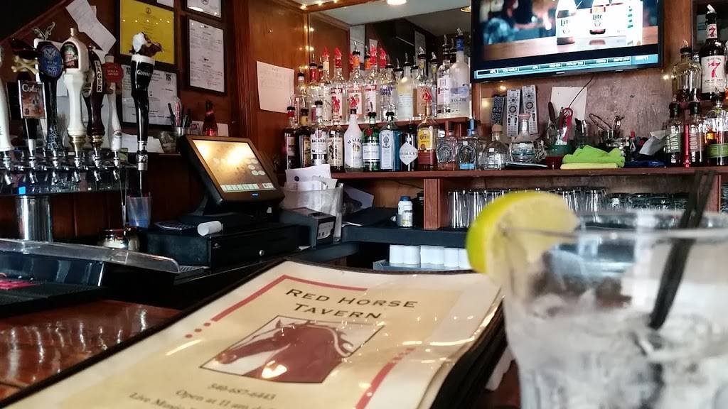 Red Horse Tavern LLC | restaurant | 118 W Washington St, Middleburg, VA 20117, USA | 5406876443 OR +1 540-687-6443