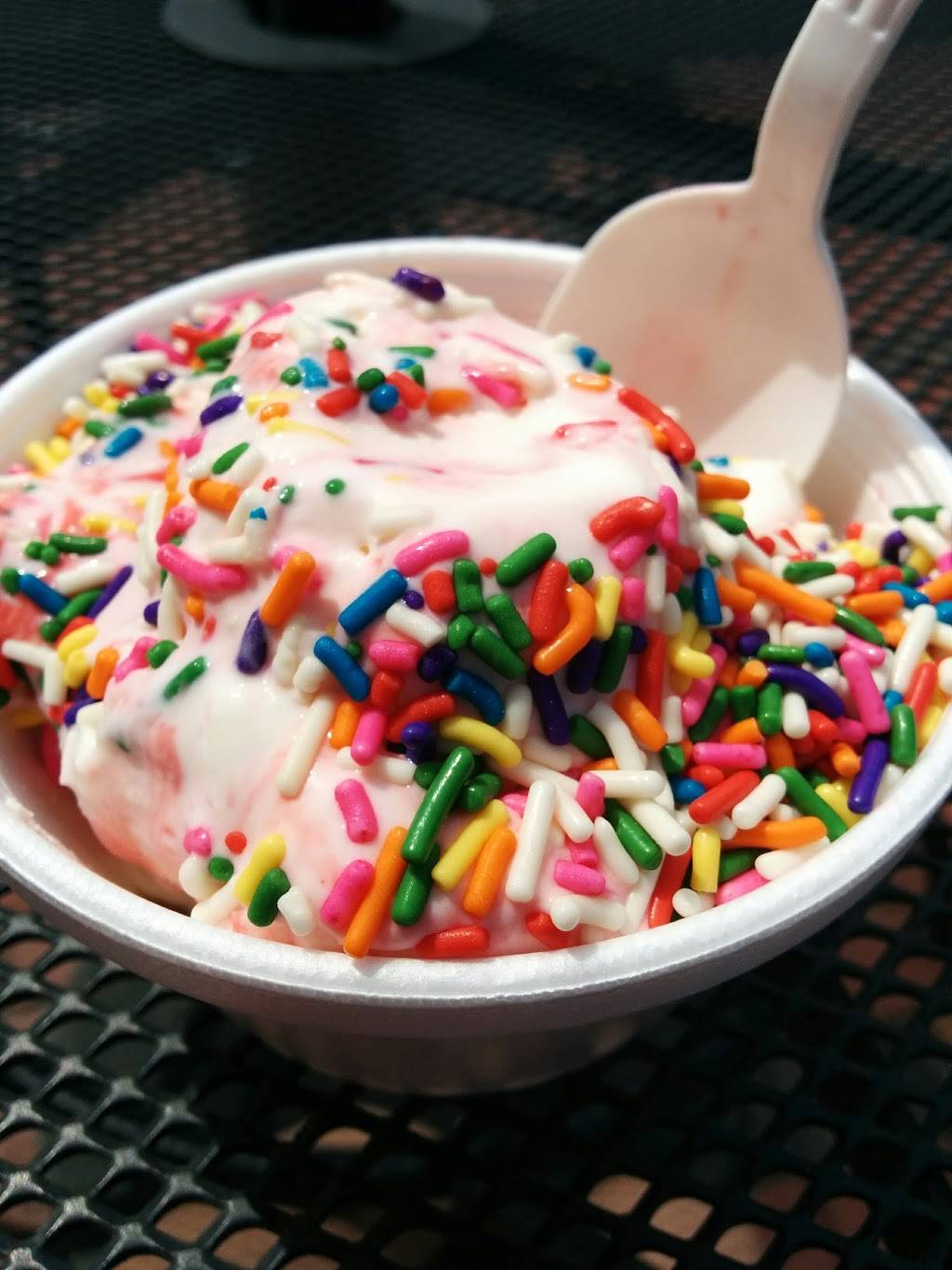 Dover Cafe & Deli | cafe | 60 Centre St, Dover, MA 02030, USA | 5087851501 OR +1 508-785-1501