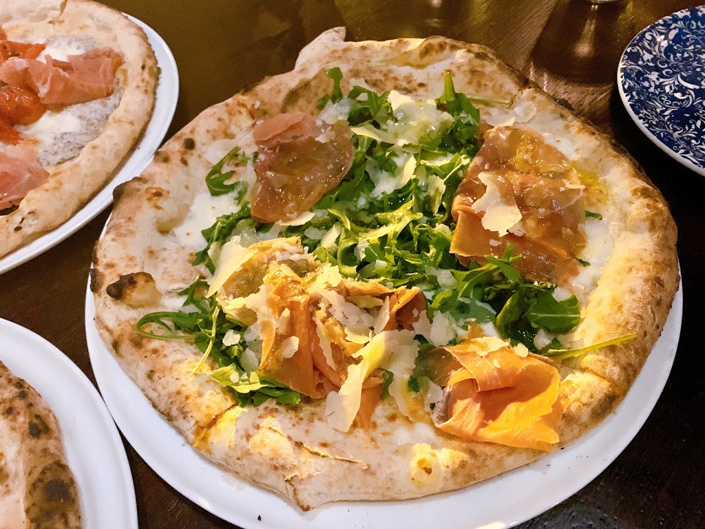 Gallucci Pizzeria Napoletana | restaurant | 1551 N Wells St, Chicago, IL 60610, USA | 3128883993 OR +1 312-888-3993