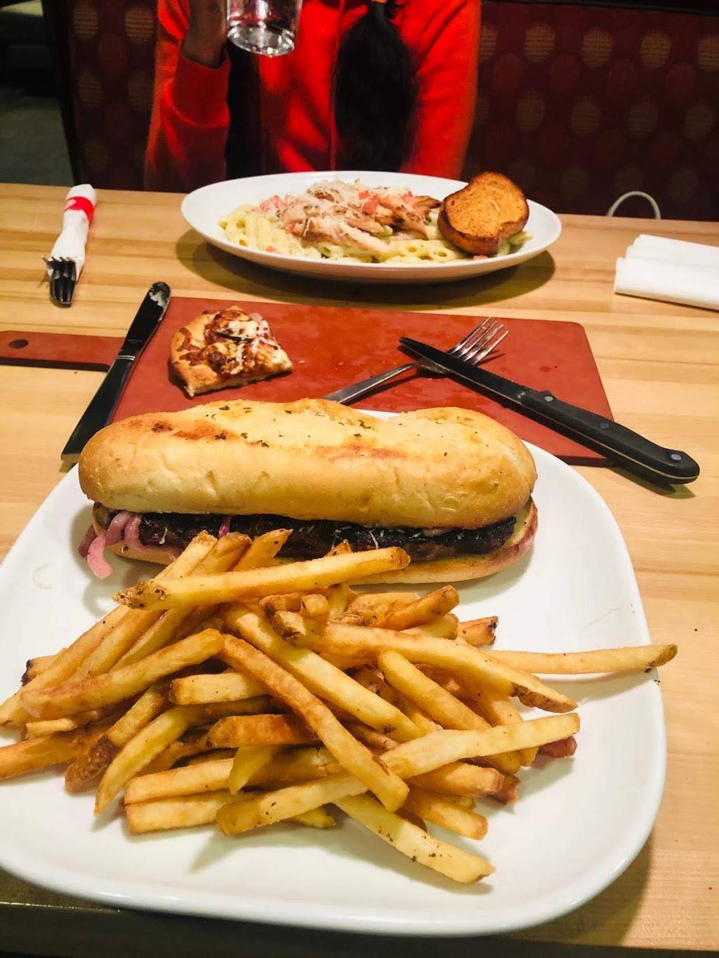 Boston Pizza | restaurant | 934 Niagara St, Welland, ON L3C 1M3, Canada | 9057141647 OR +1 905-714-1647