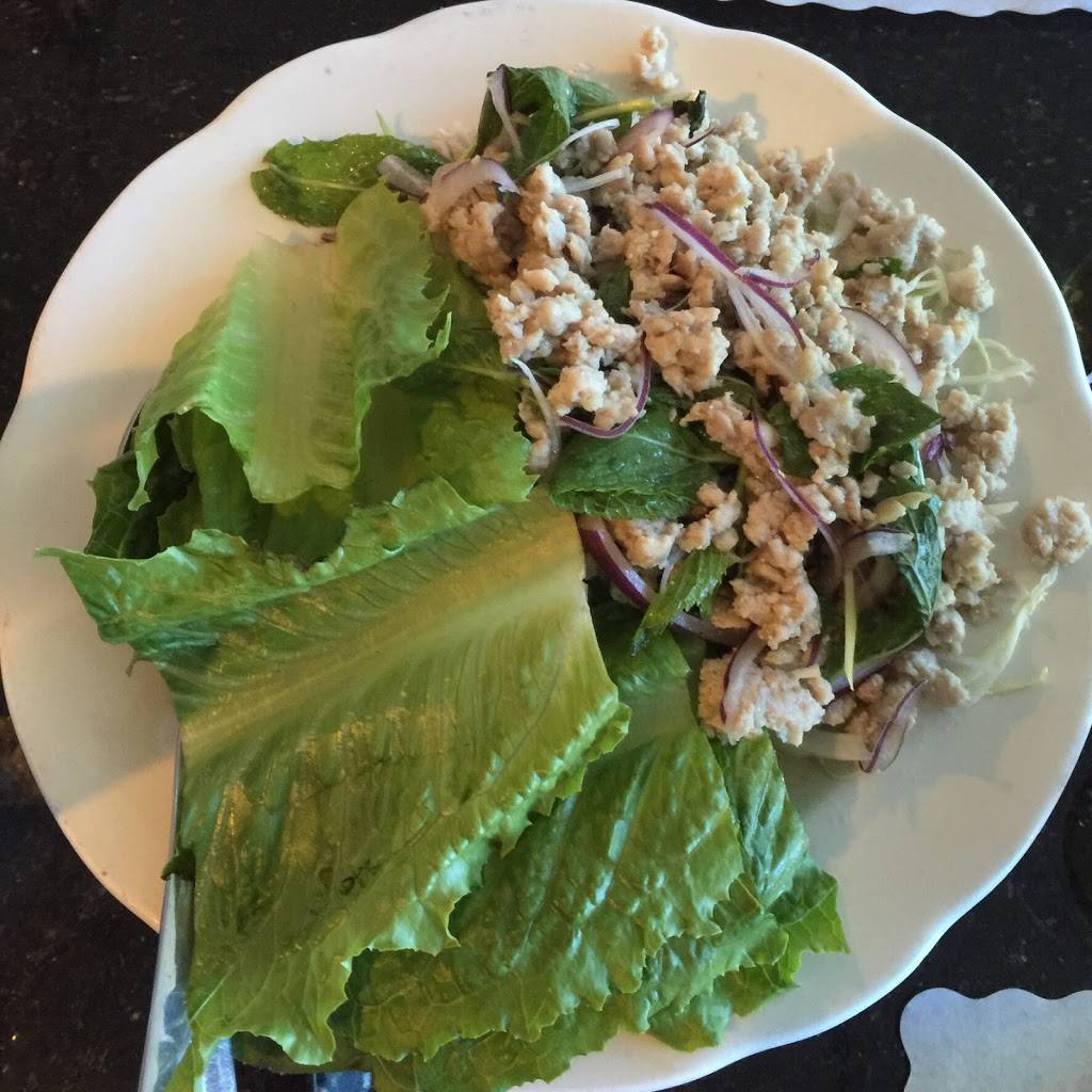 Little Orchids Thai Restaurant | restaurant | across from Lexus dealer, 21614 Ventura Blvd, Woodland Hills, CA 91364, USA | 8188834848 OR +1 818-883-4848